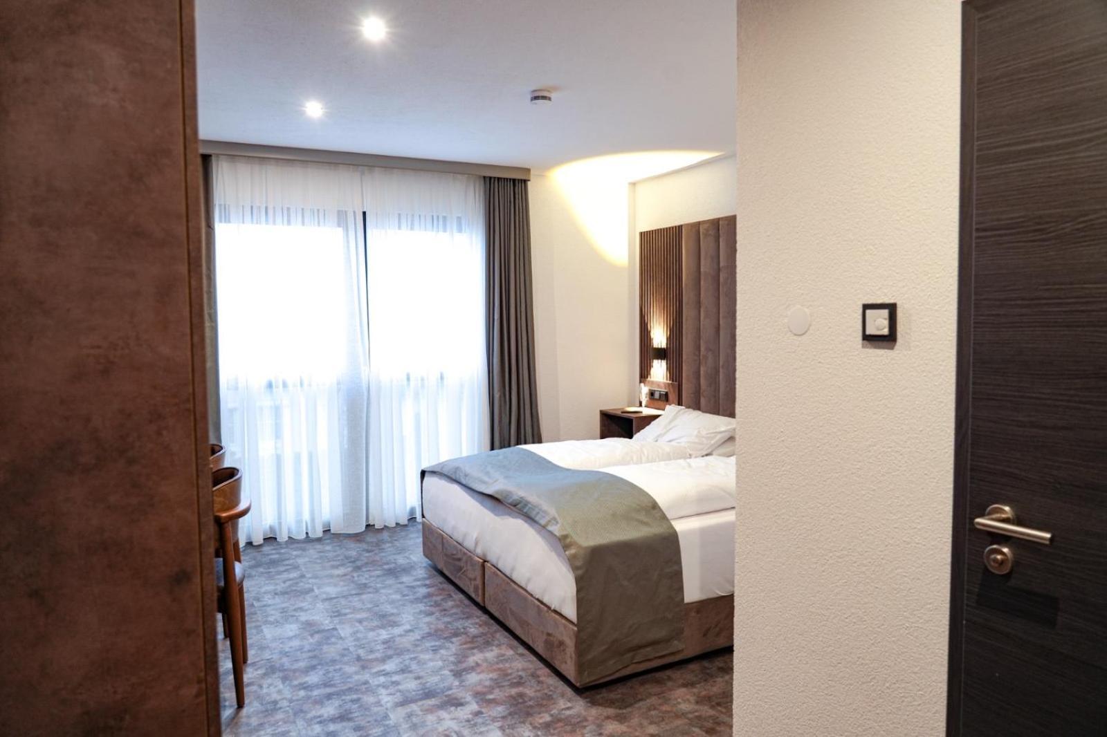 Jg Hotel Antoniergasse 메밍겐 외부 사진