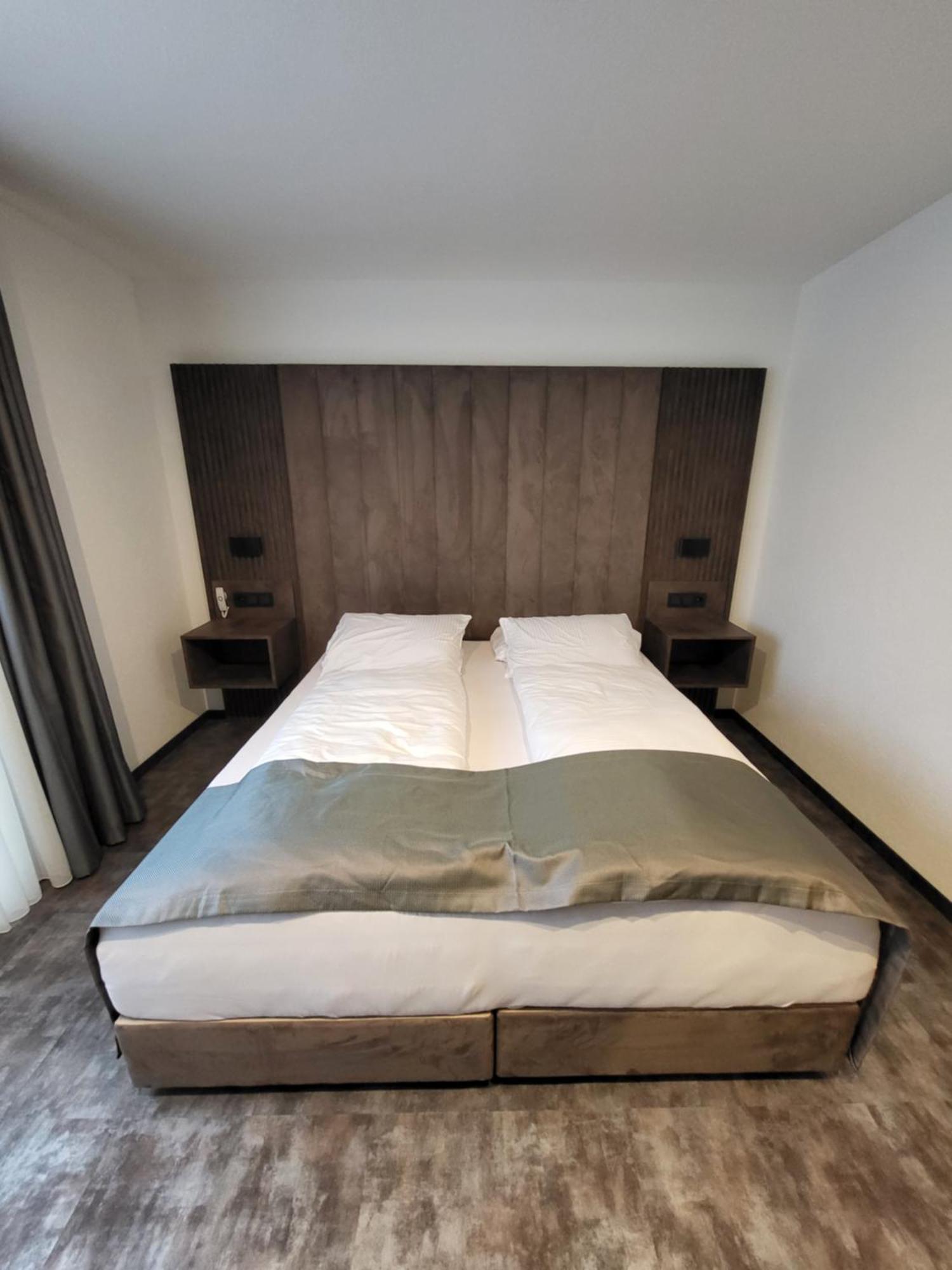 Jg Hotel Antoniergasse 메밍겐 외부 사진